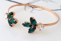 Emerald Crystal Grids: How to Use Them for Love and Wisdom