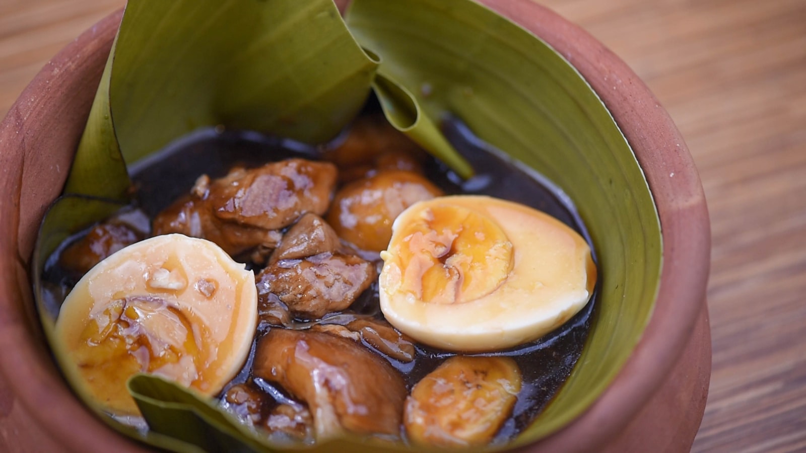 Resep Khanom Leum Kleun Viral 2026, Dessert Lapis Santan Kenyal yang Cantik untuk Ide Jualan
